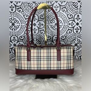 MT196 - Authentic Burberry Shoulder Bag